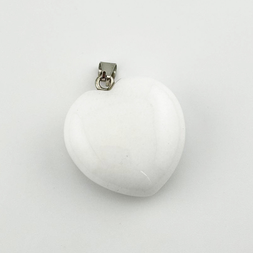 Кулон с белым халцедоном размер 30*30мм цвет серебро